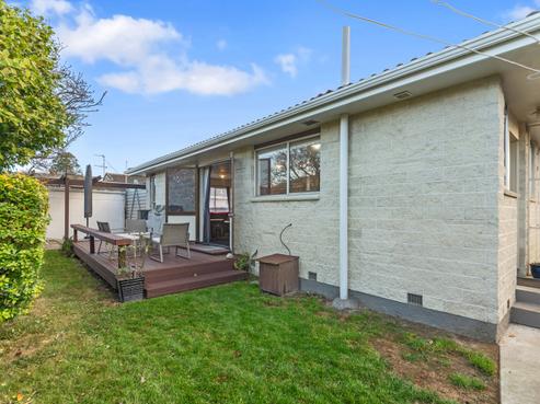 28B Prestons Road, Redwood