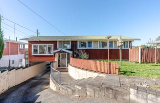 54 Acacia Crescent, Glenview