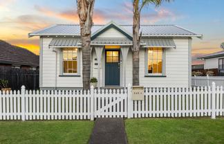 1/141 Colwill Road, Massey