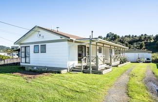79 Valley Road, Hikurangi