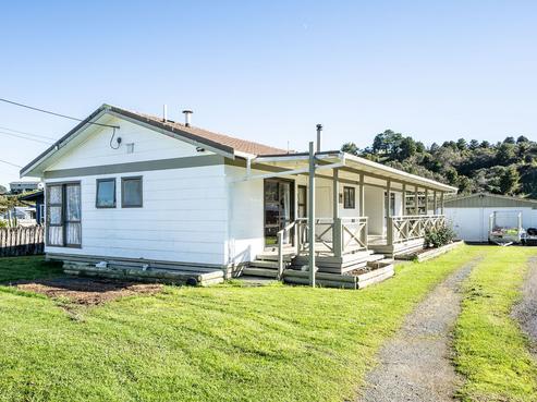 79 Valley Road, Hikurangi