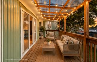 18 Farwood Drive, Henderson