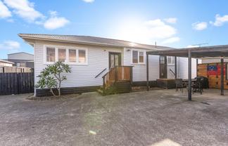 10 Berkeley Road, Manurewa
