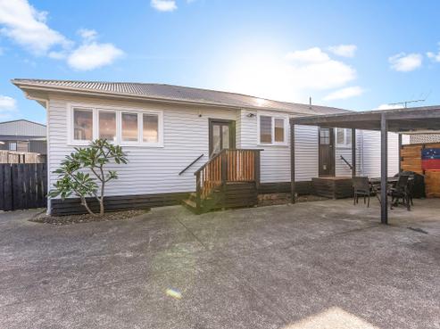 10 Berkeley Road, Manurewa