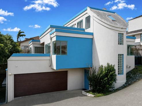 2/38 Gulf View Road, Murrays Bay