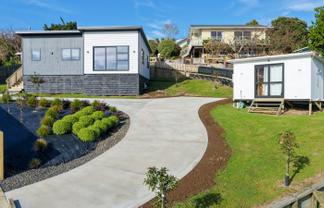 212B Tony Avenue, Thames