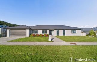 6 Jack Vaughan Grove, Wainuiomata