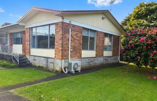 1/19 Pinedale Rd, Henderson