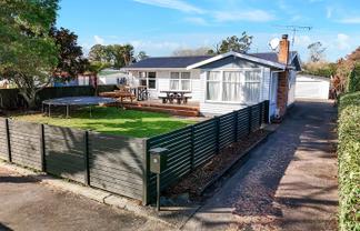 6 Cleveland Street, Bader