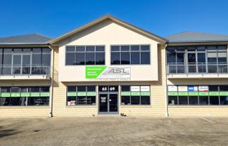 FIRST-FLOOR OFFICE SPACE, UNBEATABLE VALUE
