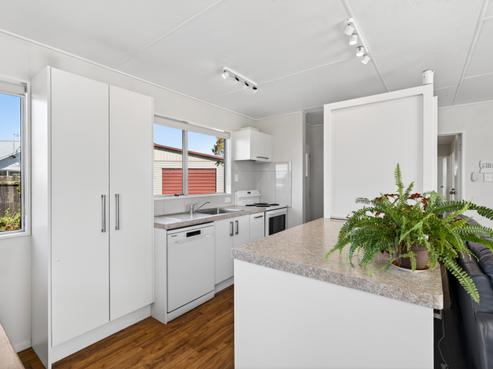 237 Flaxmere Avenue, Flaxmere