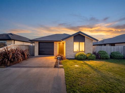 38 Tara Crescent, Woodend