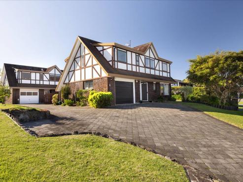 15A Cooneys Drive, Matua