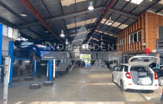 900m2 Warehouse with Gantry Cranes, 3 Phase power