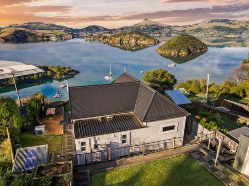 34 Island Terrace, Port Chalmers