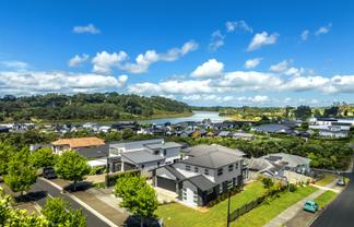 2 Tauwaka Crescent, Riverhead