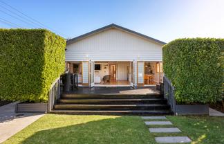 39 Renfrew Avenue, Sandringham