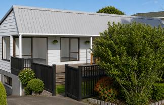 64 Sartors Avenue, Browns Bay
