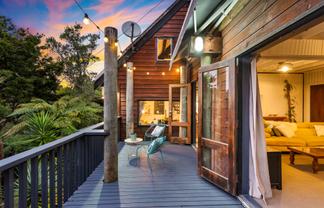 211 Shaw Road, Titirangi