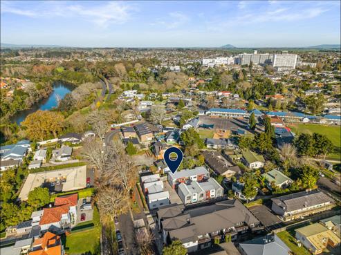 7/16 Hammond Street, Hamilton Central