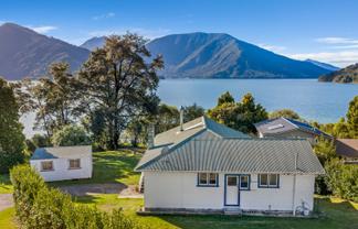 96 Moenui Road, Havelock