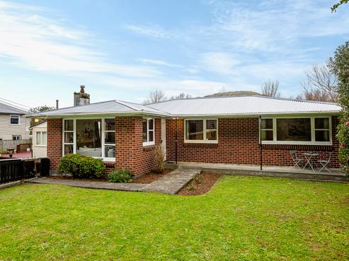 296 Main Road, Tawa