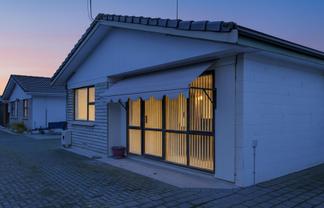 16B Grey Street, Glenholme