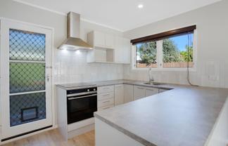 4/27 Lancing Road , Sandringham