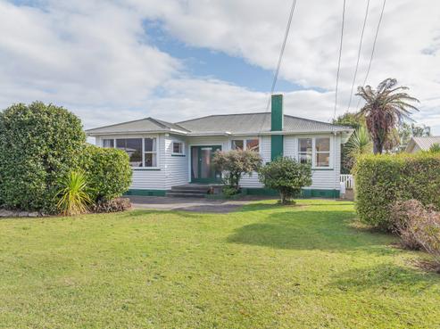 115 Bartholomew Road, Levin