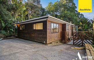 1 Woontons Lane, Titirangi