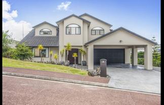 5 Tui Brae, Beachlands