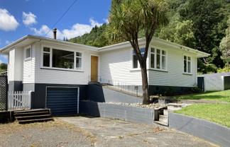 16 Lincoln Street, Picton