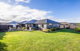5 Earl Way, Amberley