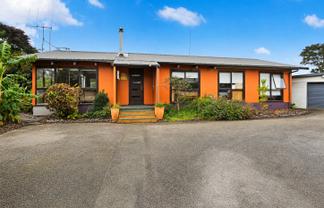 18 Rhonda Avenue, Deanwell