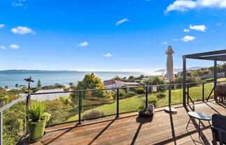 37 Seaview Road, Cable Bay