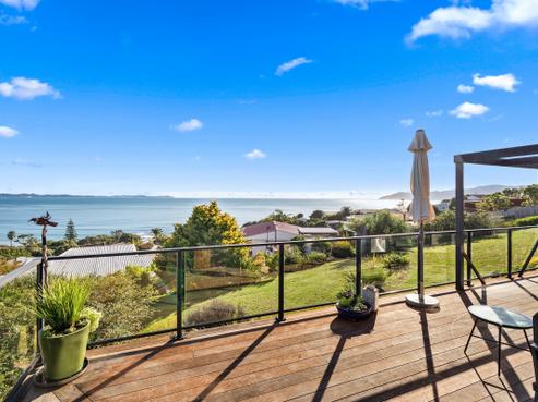 37 Seaview Road, Cable Bay