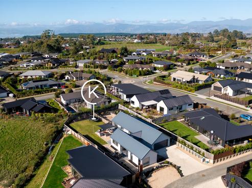 54 Les Wakefield Road, Mapua