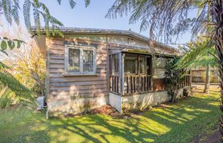 109 Triangle Road, Massey