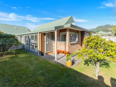 71/42 Main Road, Tawa