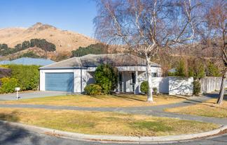 2 Wendy Place, Heathcote Valley
