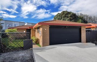 2/69 Victoria Road, Papatoetoe