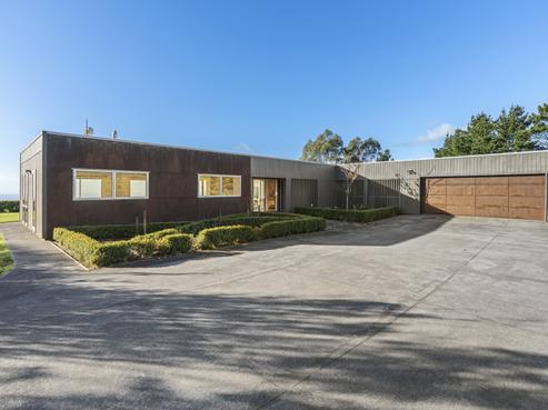 1089 Plymouth Road, Oakura
