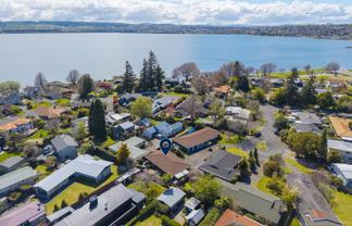 2/7 Kathleen Place, Rainbow Point