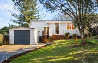 89 Matipo Road, Te Atatu Peninsula