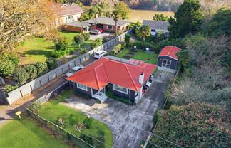 25 Riverbank Road, Okoia