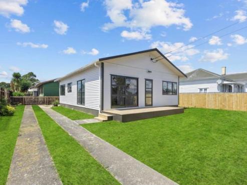 24 Hunua Road, Papakura