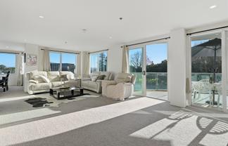 402/6 Durham Street, Tauranga
