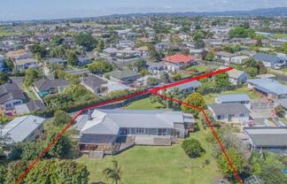 1 Helga Crescent, Te Atatu Peninsula