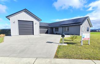 100 Kopani Road, Matarangi