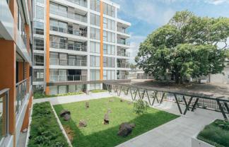 104/10 Lion Place, Epsom
